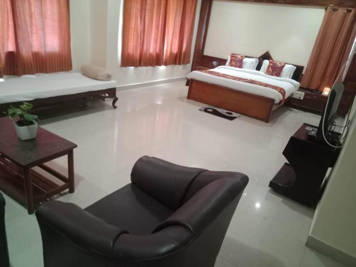 Hotel Vijaya Residency Anakāpalle Eksteriør billede