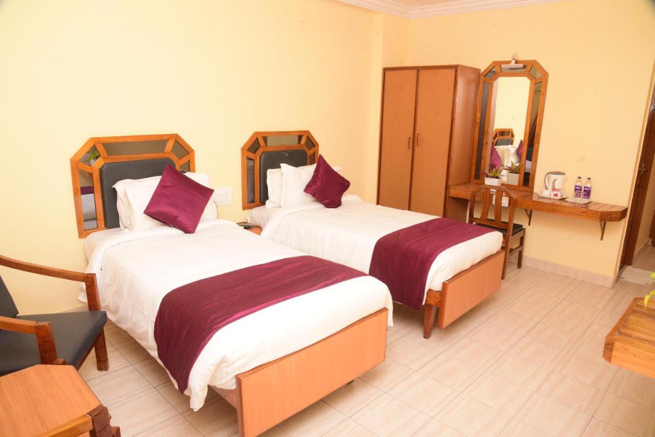 Hotel Vijaya Residency Anakāpalle Eksteriør billede